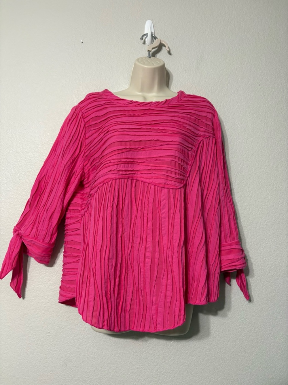 IC by Connie K Artsy Bright Pink Textured Elbow Length Tie-Sleeve Tunic Top L